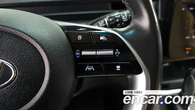 Hyundai Staria 2022 — Фото 15/20