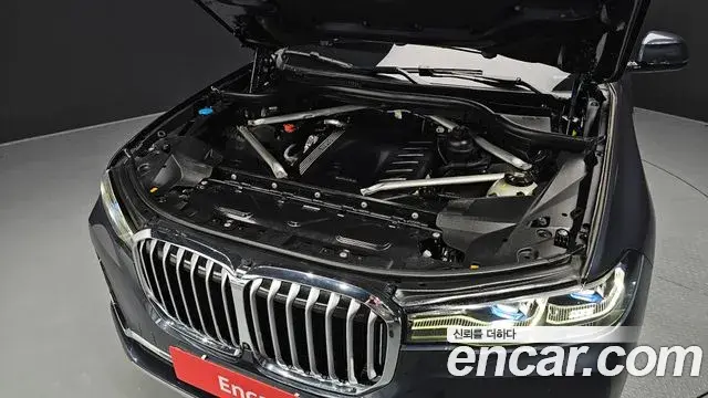BMW X7 2021 — Photo 6/20