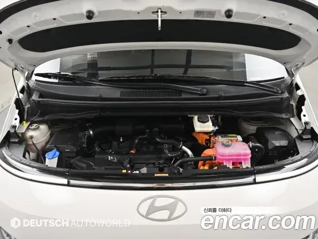 Hyundai Staria 2025 — Фото 5/20