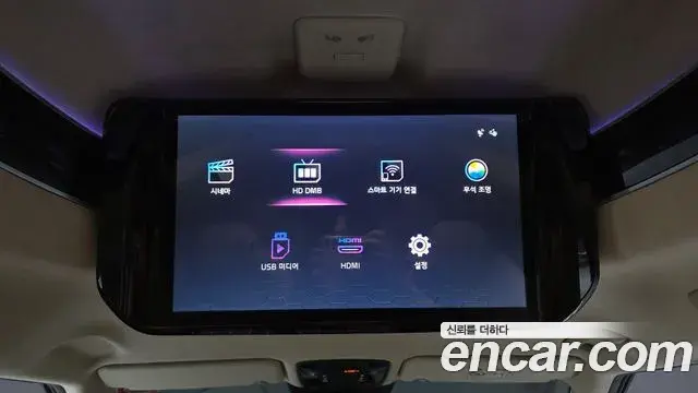 Kia Carnival 2024 — Фото 16/20