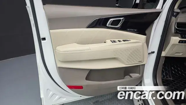 Kia Carnival 2024 — ფოტო 11/35