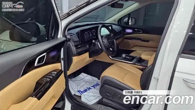 Kia Carnival 2023 — Фото 9/18