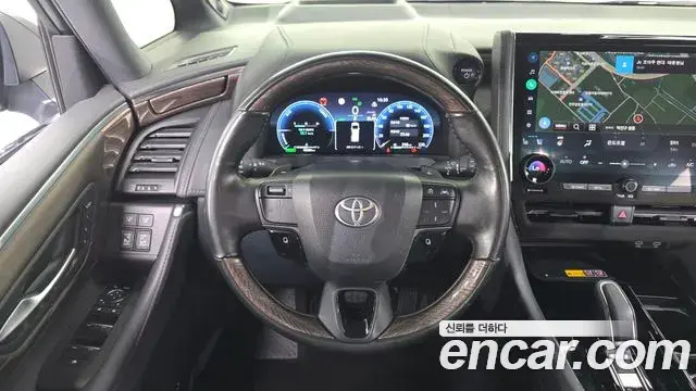 Toyota Alphard 2024 — Фото 14/20