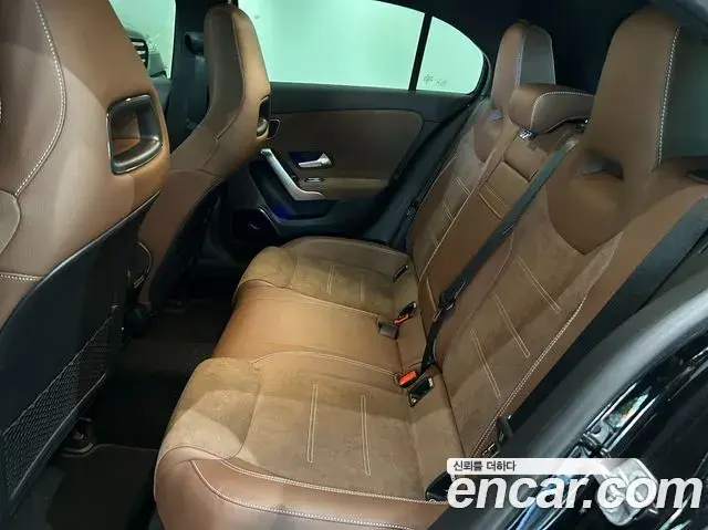 Mercedes-Benz A-Class 2026 — Photo 11/20