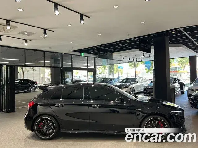 Mercedes-Benz A-Class 2026 — Photo 16/20