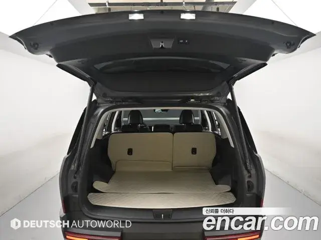 Hyundai Santa Fe 2025 — Фото 18/20