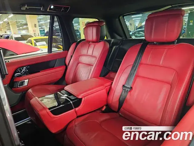 Land Rover Range Rover 2019 — Фото 14/20