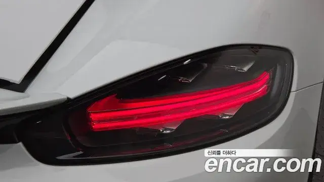 Porsche 718 Cayman 2019 — ფოტო 26/36
