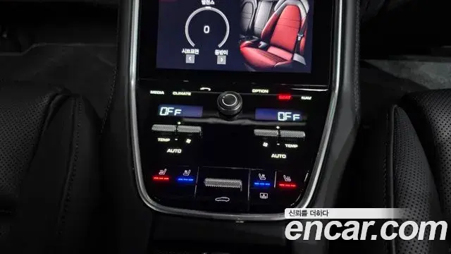 Porsche Panamera 2019 — Photo 19/20