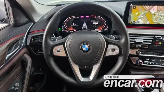 BMW 5 Series 2023 — Фото 13/20