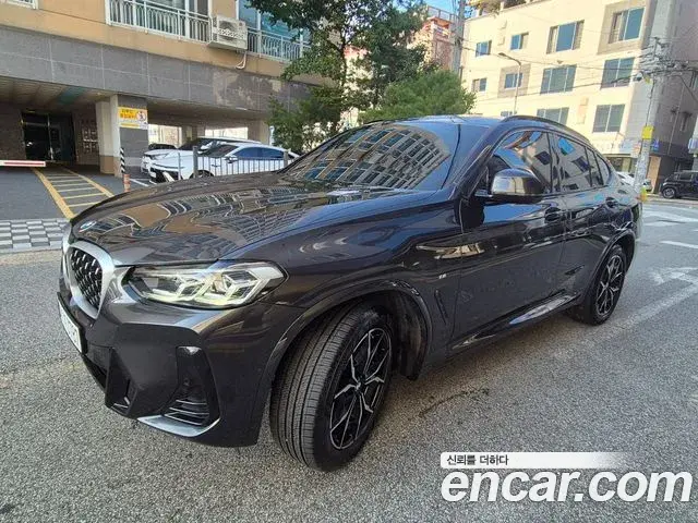 BMW X4 2024 — Фото 2/20