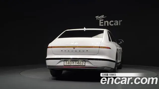Hyundai Grandeur 2022 — Фото 4/20