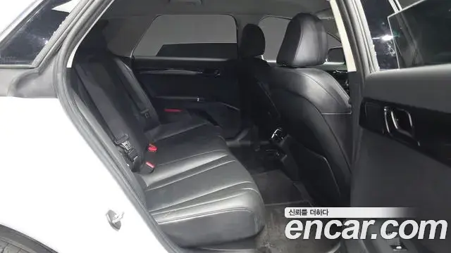 Hyundai Grandeur 2022 — Фото 12/20