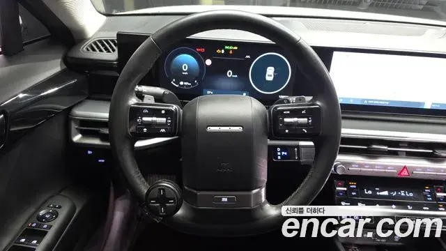 Hyundai Grandeur 2022 — Фото 13/20