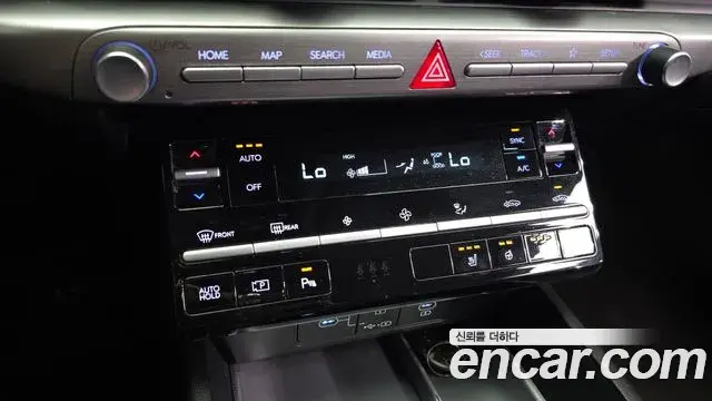 Hyundai Grandeur 2022 — Фото 17/20