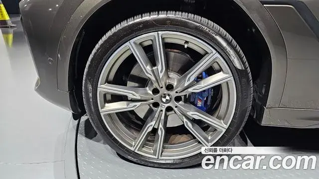 BMW X6 2021 — Photo 5/20