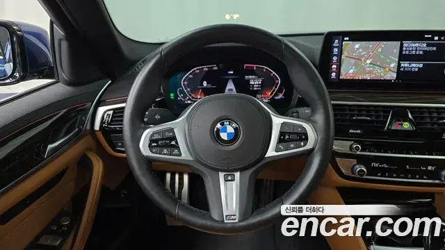 BMW 5 Series 2020 — Фото 13/20