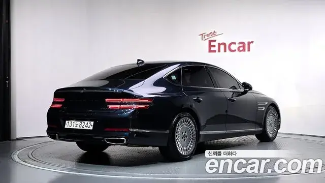 Genesis Electrified G80 2021 — Şəkil 1/20