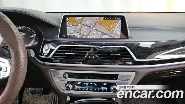 BMW 7 Series 2020 — Фото 14/20