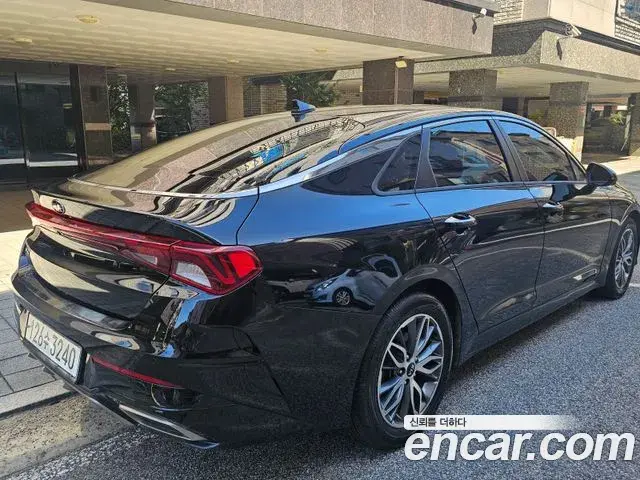 Kia K5 2021 — ფოტო 7/14