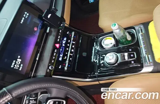Kia Carnival 2023 — Photo 10/20