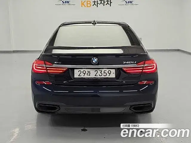 BMW 7 Series 2018 — Фото 3/20