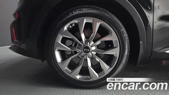 Kia Sorento 2021 — Фото 4/20