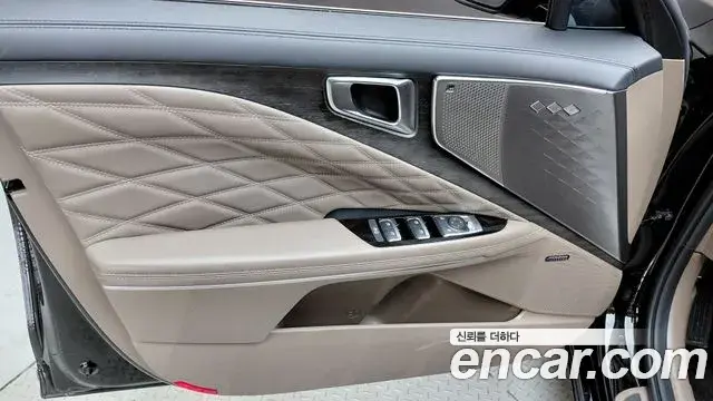 Kia K8 2022 — ფოტო 24/34