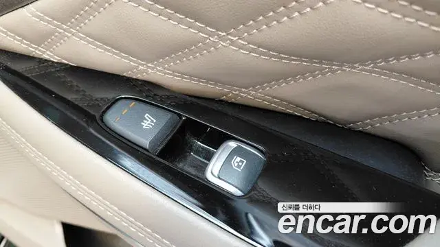 Kia K8 2022 — ფოტო 7/34