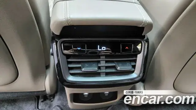 Kia K8 2022 — ფოტო 12/34
