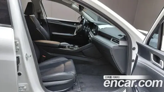 Kia K5 2022 — Şəkil 6/29