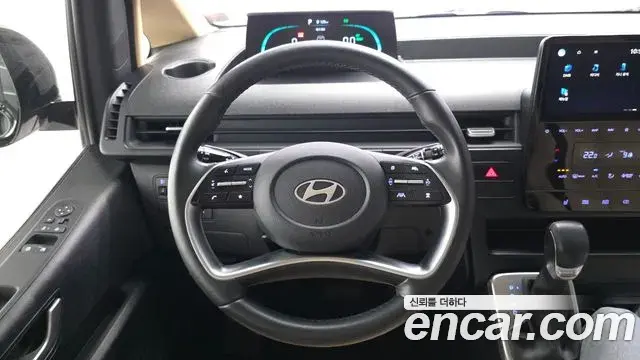 Hyundai Staria 2025 — Фото 12/20
