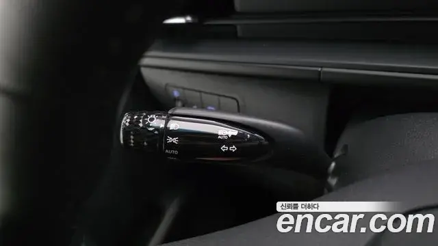 Hyundai Staria 2025 — Фото 18/20