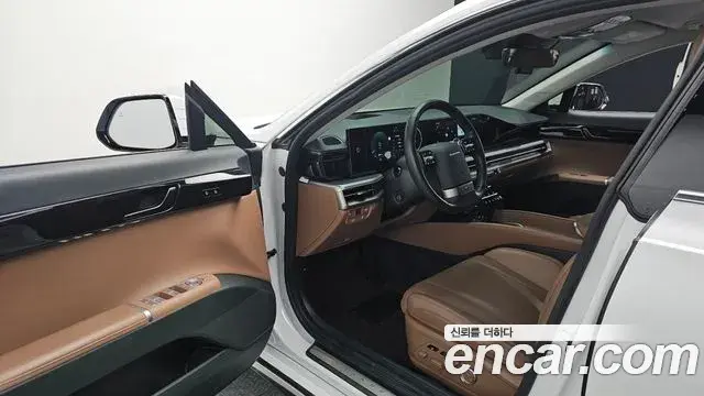 Hyundai Grandeur 2023 — Фото 10/20