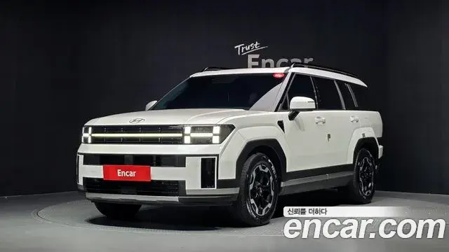 Hyundai Santa Fe 2025 — Фото 1/20