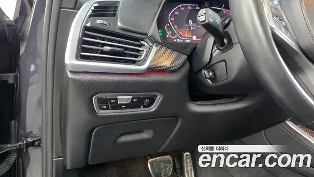 BMW X5 2022 — Photo 16/20