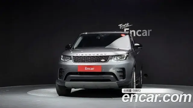 Land Rover Discovery 5 2018 — ფოტო 20/20