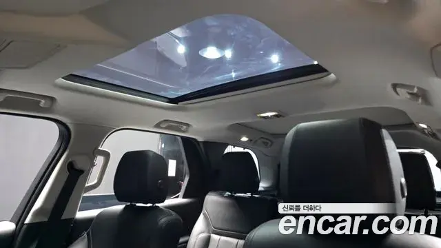 Land Rover Discovery 5 2018 — ფოტო 10/20