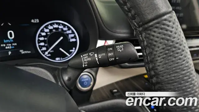 Toyota Sienna 2022 — ფოტო 20/37