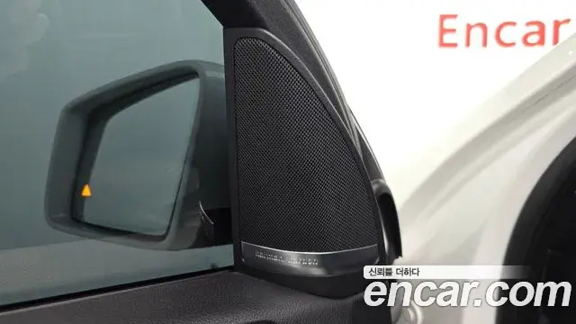 Mercedes-Benz GLE-Class 2018 — Photo 31/37