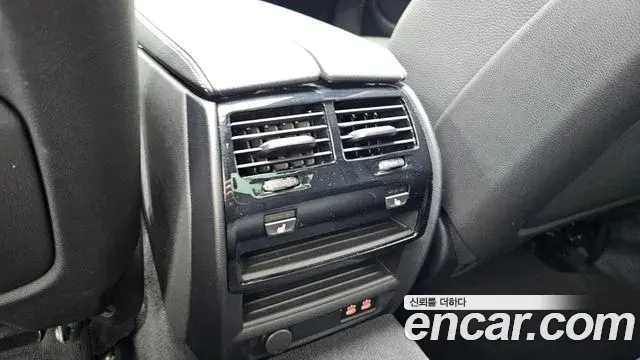 BMW 5 Series 2023 — Фото 17/20