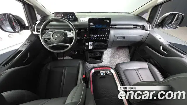 Hyundai Staria 2021 — Фото 7/20