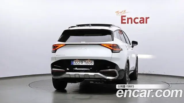 Kia Sportage 2023 — Şəkil 32/34