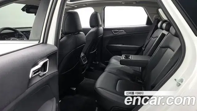 Kia Sportage 2023 — Şəkil 34/34