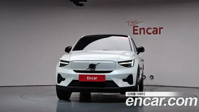 Volvo C40 Recharge 2024 — ფოტო 20/34