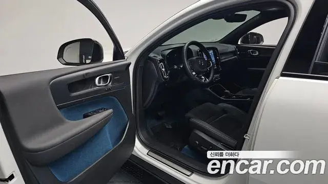 Volvo C40 Recharge 2024 — ფოტო 17/34