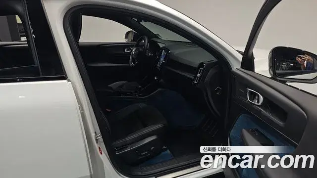 Volvo C40 Recharge 2024 — ფოტო 12/34