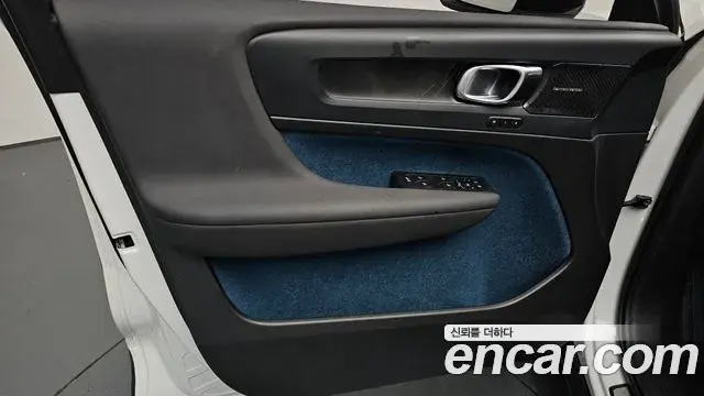 Volvo C40 Recharge 2024 — ფოტო 5/34