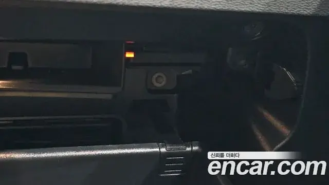 Volvo C40 Recharge 2024 — ფოტო 16/34