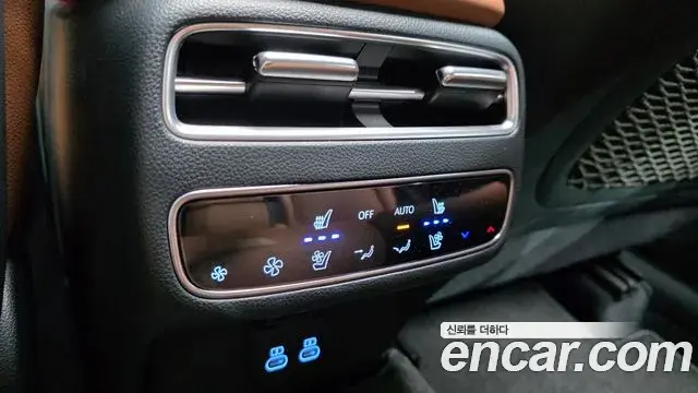 Genesis GV70 2024 — Şəkil 33/33